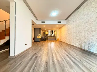 Unfurnished | G+2| Corner Unit | 4BR+Maid