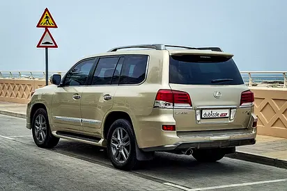 2015 Lexus LX-SERIES 照片 8