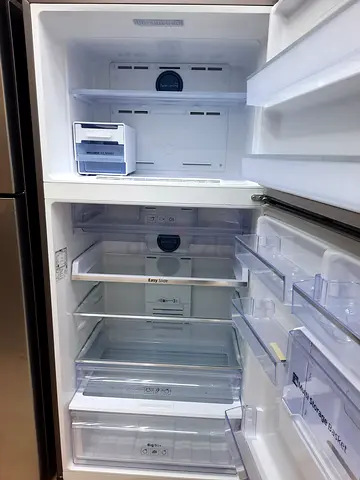 Samsung Refrigerator RT72 720 Same like New Condition