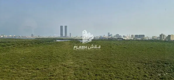 Description 3 BR-Water View-near RAK Mall