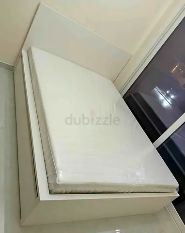 IKEA malam bed with mattress 140x200cm