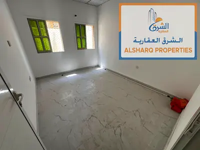 استديو | المويهات 2 | بالقرب من الشروق مول | مطبخ منفصل | مساحة واسعة | تكييف سبليت | موقع مميز | سهولة الوصول للشارقة ودبي