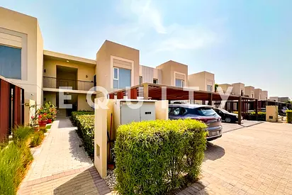Urbana III | Exclusive 2BR Apartment for Rent