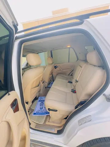 2003 Mercedes-BENZ M-CLASS photo 9