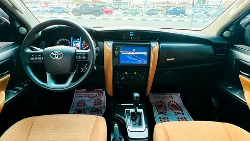 2023 Toyota FORTUNER — фото 12
