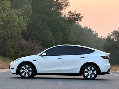 صورة 6 لـ 2022 Tesla MODEL Y