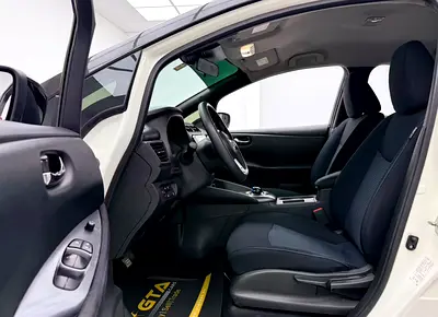 2019 Nissan LEAF 照片 8