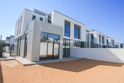 4 Bed | Corner Unit | Vastu Compliant | Type B