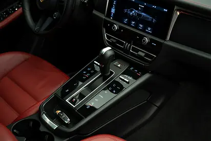 Porsche Macan T, миниатюра 15
