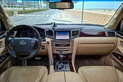 2015 Lexus LX-SERIES 照片 9