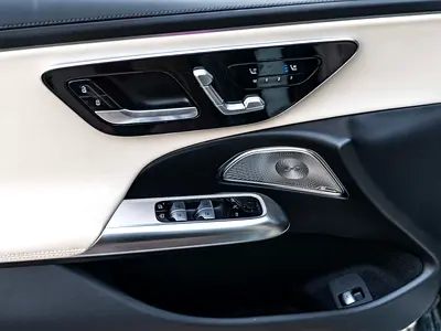 Mercedes-Benz E-Class E 300, миниатюра 8