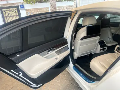 2016 BMW 7-SERIES 缩略图 12
