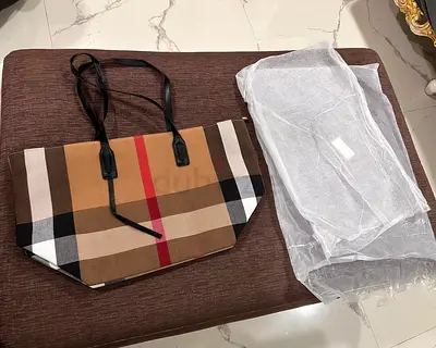 Large beige canvas tote bag with zip — roomy interior, Brand New