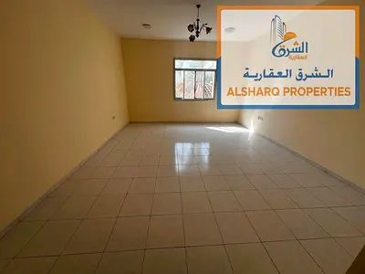 مساحة كبيرة جدا _ صالة منفصلة _ 2 حمام _ غرفة غسيل _ موقع مميز بالقرب من جميع الخدمات _ سهل المخرج للشارقة ودبي