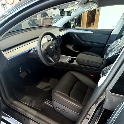 صورة 6 لـ 2024 Tesla MODEL Y