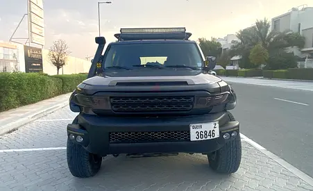 2016 FJ Cruiser with high quality off road mods