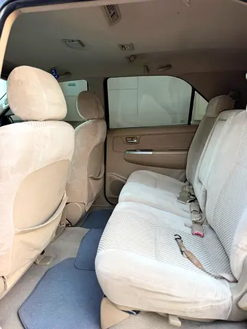 2009 Toyota FORTUNER — фото 5