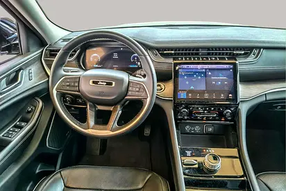 صورة 10 لـ 2022 JEEP GRAND CHEROKEE L