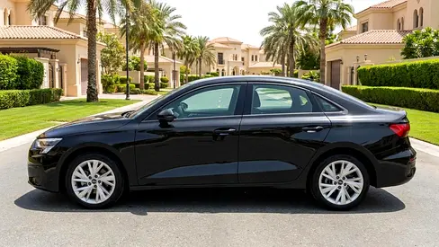 صورة 3 لـ 2025 AUDI A3