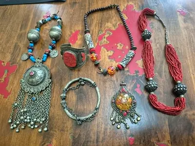 Vintage Old Jewellery Set