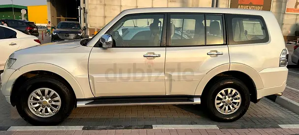 Mitsubishi Pajero 2015 GCC Specs - Reliable 4x4 SUV