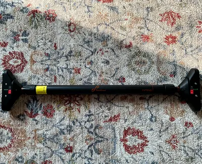 Sportneer adjustable pull up bar, 75-94cm, Excellent condition, max weight 200kg