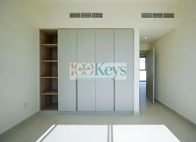 PREMIUM SINGLE ROW UNIT | MAID ROOM | BRAND NEW