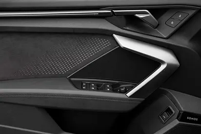 2025 AUDI RS3 — миниатюра 13