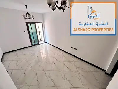 Balcony with an open view - 2 bathrooms - Prime location behind Delta Centre and all services - Easy access to Dubai