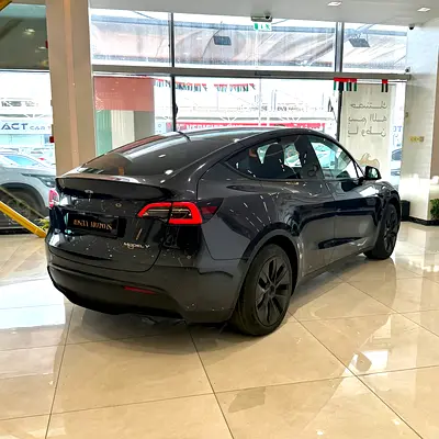صورة 4 لـ 2024 Tesla MODEL Y