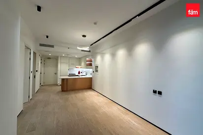 Specious | Large Layout | High Quality Finishing