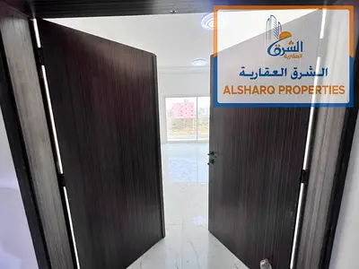 اول ساكن-العاليه-صاله منفصله-2حمام-مساحه كبيره-مضيئه بالكامل-مطبخ كبير-تكييف مركزي