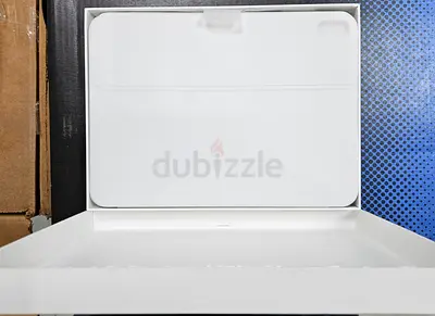 APPLE IPAD (A16) MAGIC KEYBOARD FOLIO (MQDP3LL/A)