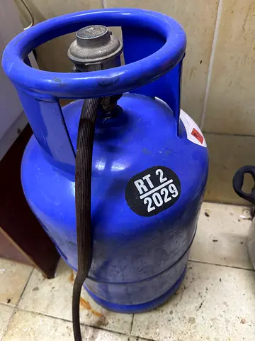 Adnoc gas cylinder