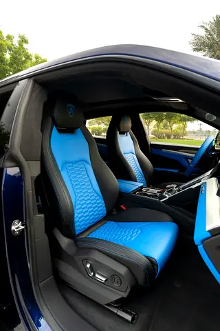 2020 Lamborghini URUS — миниатюра 14
