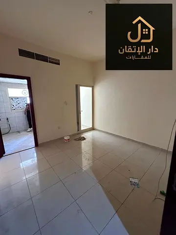 فرصة ذهبية للإيجار شقه غرفه وصاله منطقه النباعه موقع حيوي وقريب من جميع الخدمات