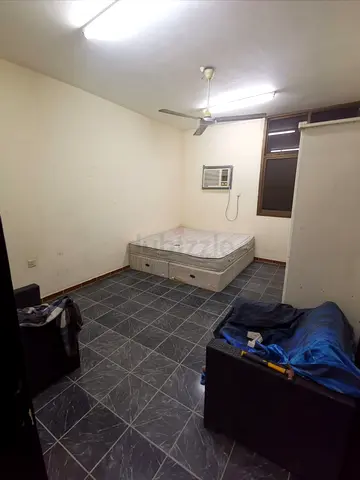 Fully furnished sharing Family room for rent