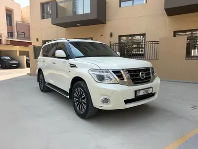 Nissan Patrol LE Titanium 2017 | GCC Specs | Well Maintained