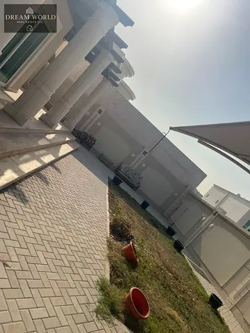 Spacious 5 Bedroom Corner Villa for Rent | All Master Bedrooms & 3 Majlis