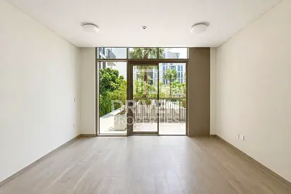 Common Area | Podium Level | Great for Pet Holders