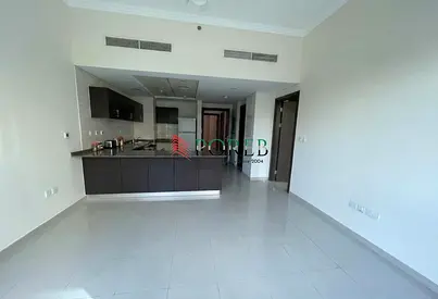 Vacant 01 Sep | High Floor w Balcony | Unfurnished