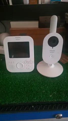 Philips Avent Baby Monitor with Camera and Parent Unit - Good Condition