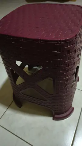 2 Plastic Woven Step Stool / Small Household Stool - Maroon (each 10Aed)