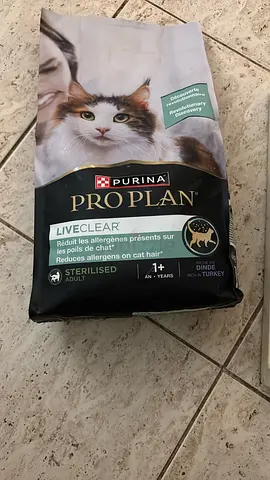 Purina Pro Plan Live Clear Sterilized Turkey Cat food - AED 100