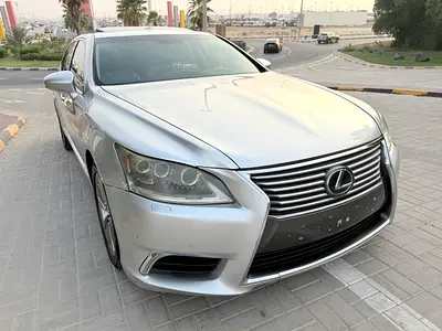صورة مصغرة 2 لـ 2013 Lexus LS-SERIES