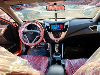 صورة 4 لـ 2017 Hyundai VELOSTER