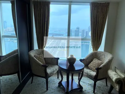 BEST LAYOUT AND VIEW in this building / VACANT - perfect for renovation / Sea View / High Floor