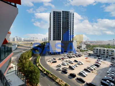 Spacious 1BR | Balcony | Prime Location