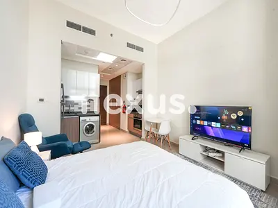 12 cheques | Near the metro | Vacant