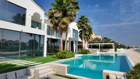 Luxury Oasis Private Villa in Palm